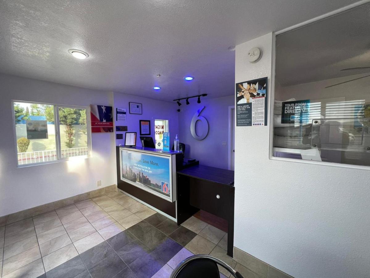 Motel 6-Orange, Ca - Anaheim ภายนอก รูปภาพ