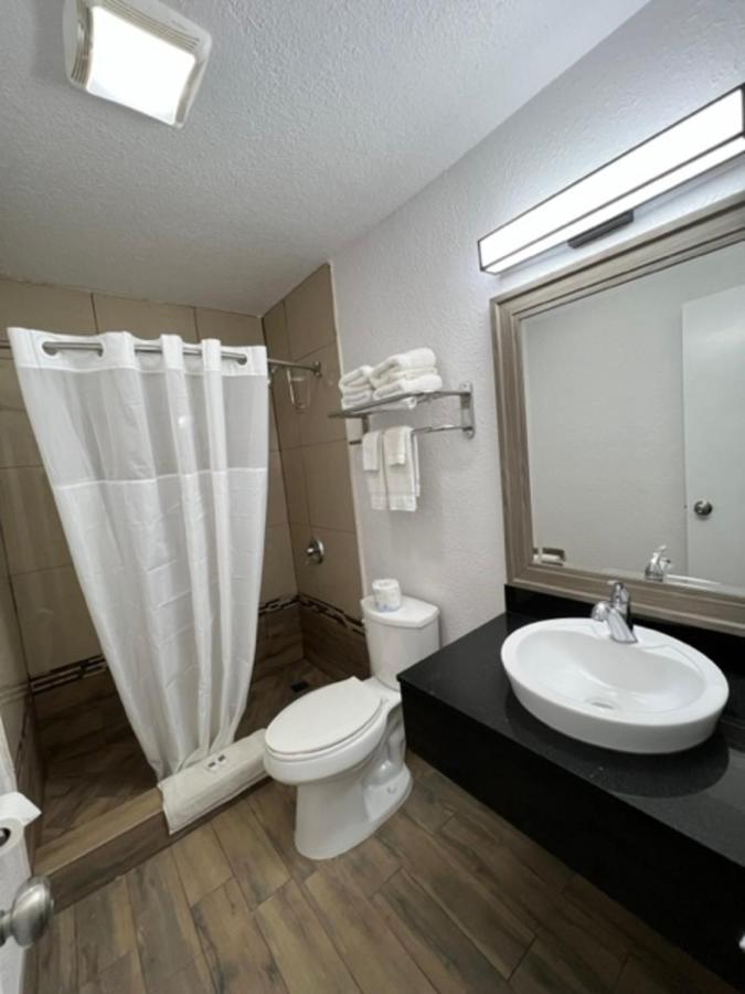 Motel 6-Orange, Ca - Anaheim ภายนอก รูปภาพ
