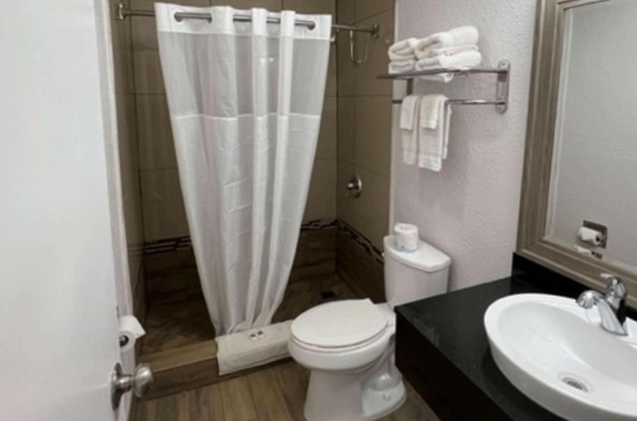 Motel 6-Orange, Ca - Anaheim ภายนอก รูปภาพ