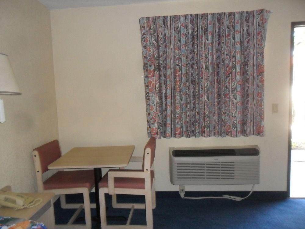 Motel 6-Orange, Ca - Anaheim ภายนอก รูปภาพ
