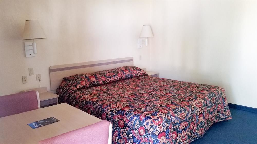 Motel 6-Orange, Ca - Anaheim ภายนอก รูปภาพ