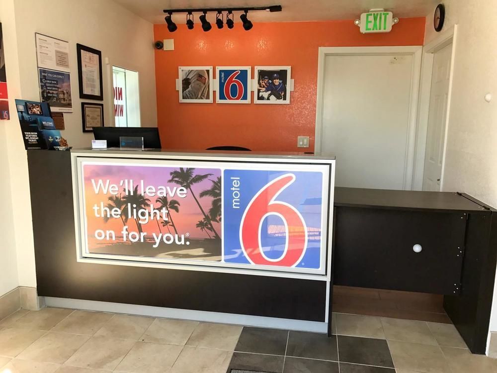 Motel 6-Orange, Ca - Anaheim ภายนอก รูปภาพ