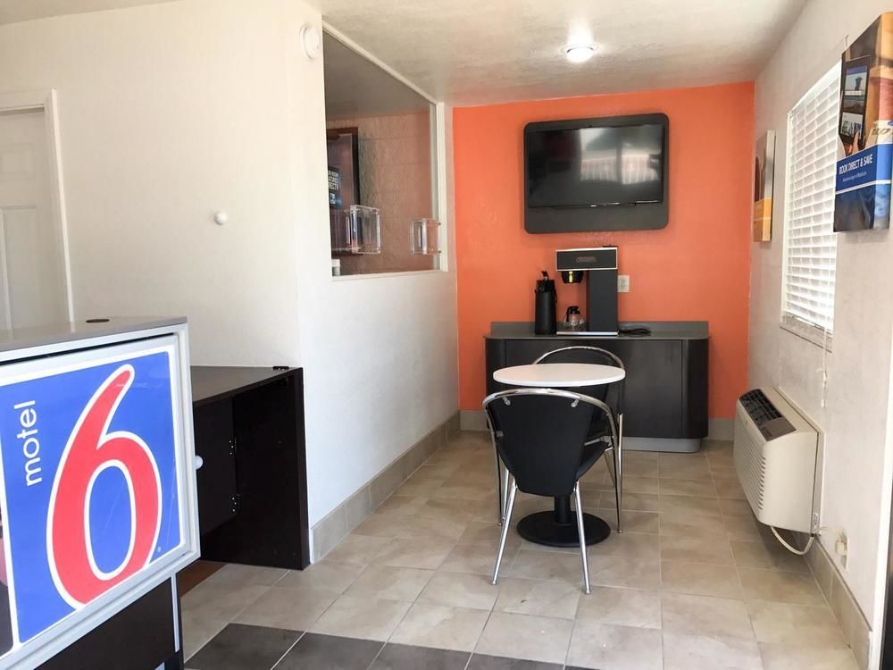 Motel 6-Orange, Ca - Anaheim ภายนอก รูปภาพ